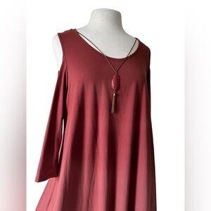 C O L D  S H O U L D E R   PINK DRESS